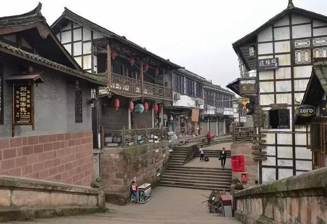 逃出上锁的现代房间7